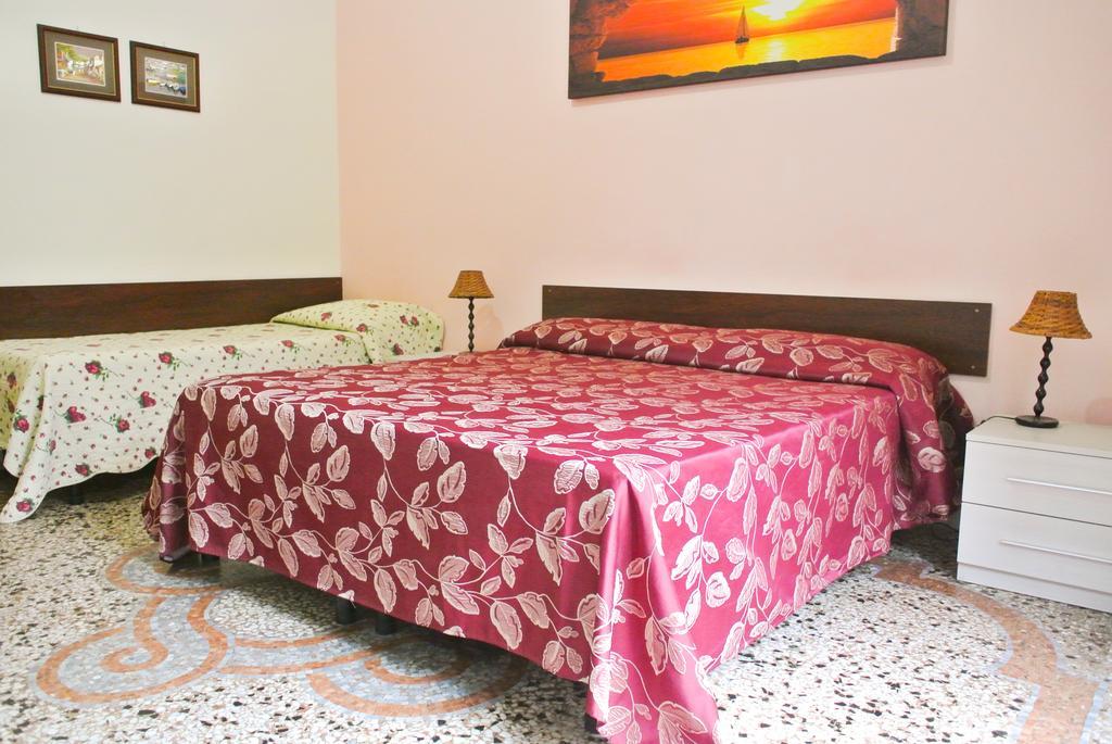 Guest House Hellokitty Rome Ruang foto